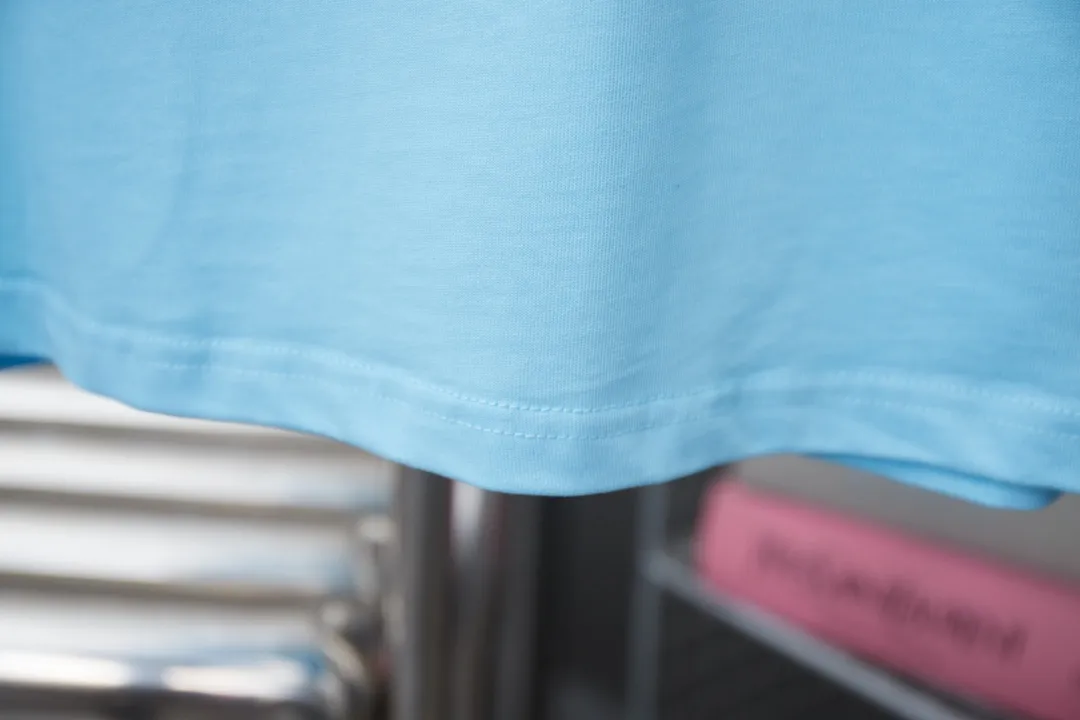 🅿️200 Ch*ome Hearte 25SS early spring new model, hot diamond short sleeves, light luxury, essential item for daily commuting for men and women, correct version, welcome to compare, detailed features · 280 grams of 100% pure cotton double yarn jersey fabric · Special thickened 32 pieces of double-strand 1X1 thread in the same vat custom dyeing · Imported Australian matte pearl diamonds ➕ Three-dimensional wow rubber heart pattern · Double needle stitching and cross-stitching technology · Original main mark, washed tag, brand moisture-proof paper packaging Color: black/white/blue Size: S/M/L/XL